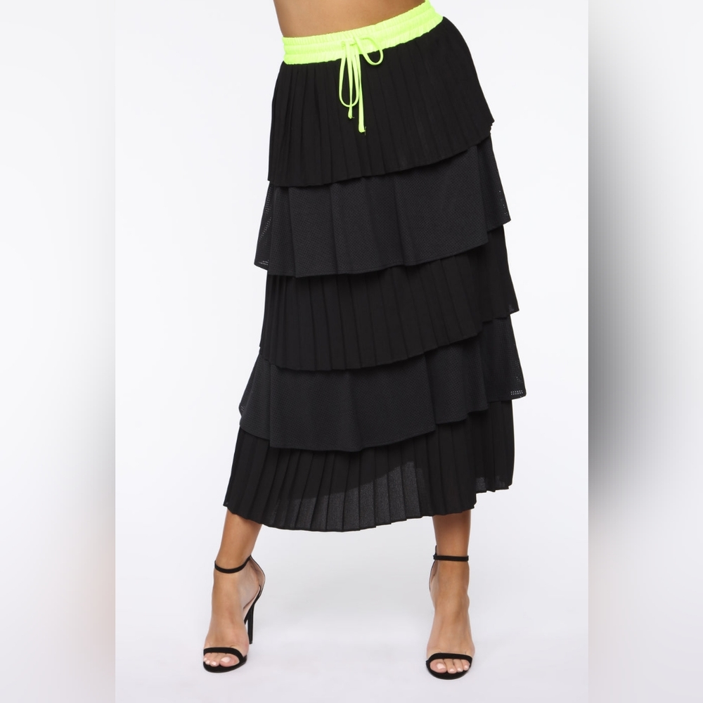 NWT Black FashionNova Maxi Layered Jersey Skirt